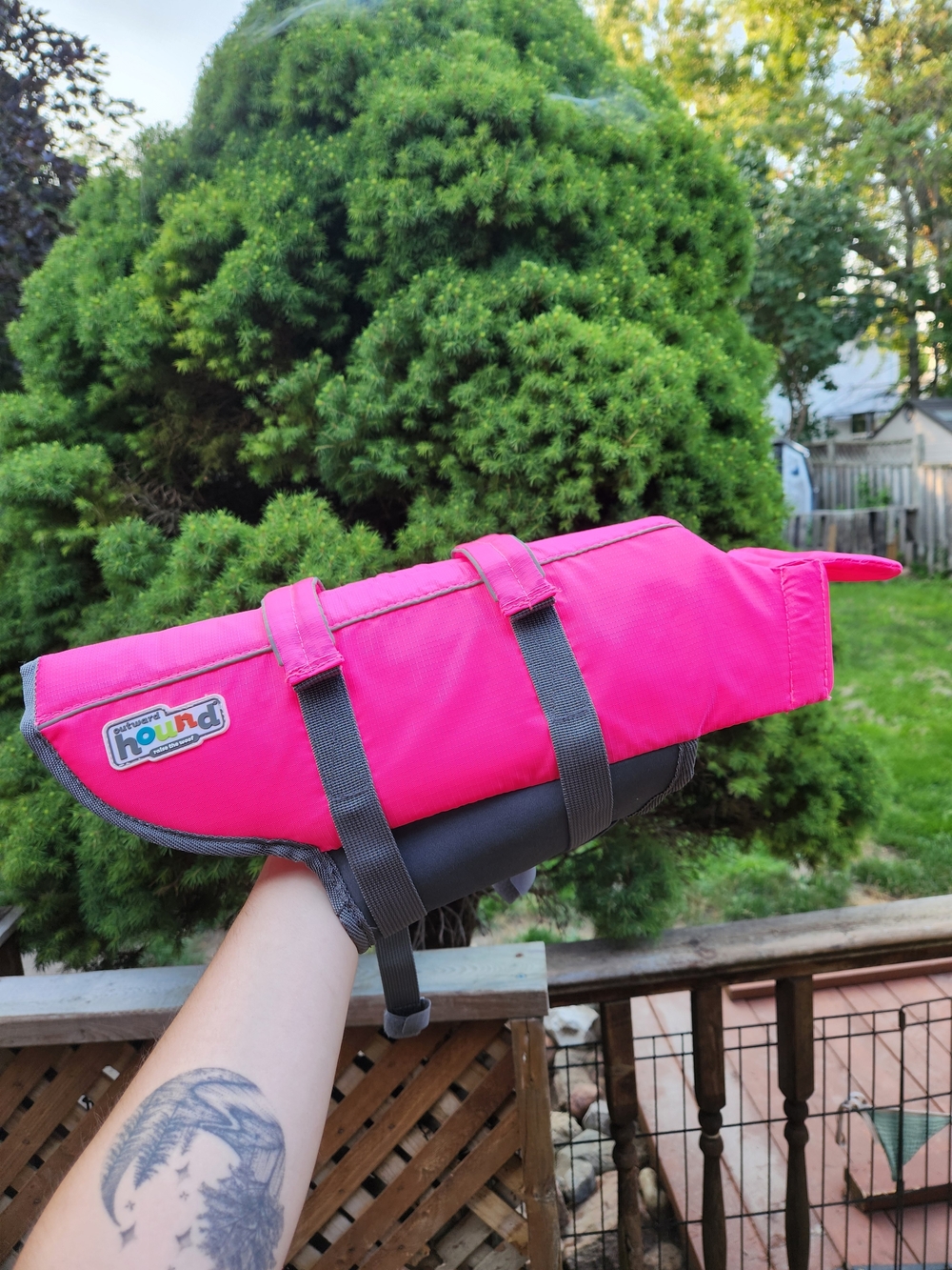 Outward Hound Hot Pink Dog Life Jacket
